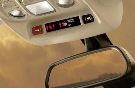 CITROËN eTouch Nell'ambito della sua linea strategica denominata Creative 