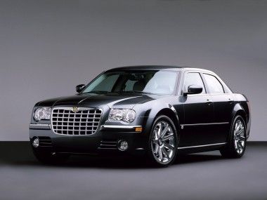 _Chrysler-300C-002.jpg