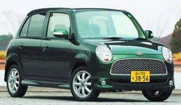 _Daihatsu_Trevis-1.jpg