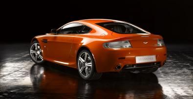Aston Martin Vantage NR400