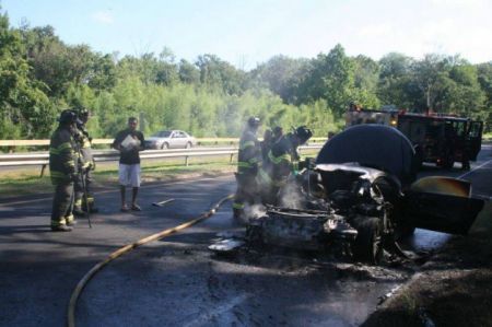 Audi R8 in fiamme