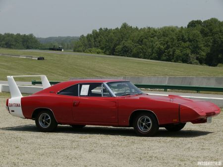 una dodge charger daytona del 1969