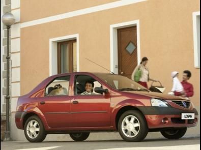 La Renault Logan, la prima auto Low-Cost