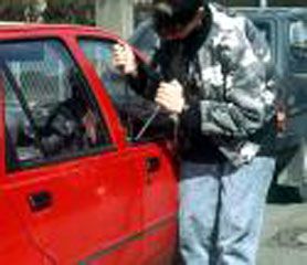 Insolito furto d'auto in procincia di Milano
