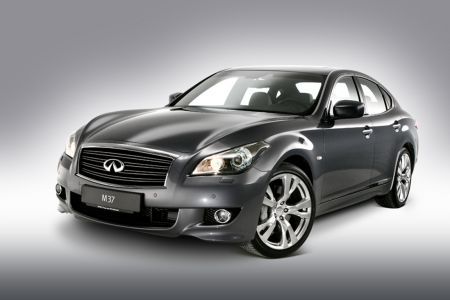 infiniti m 2010
