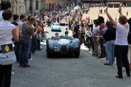Jaguar alla Mille Miglia
