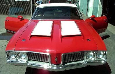 Oldsmobile Cutlass