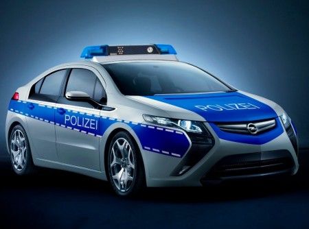 opel ampera polizia frontale