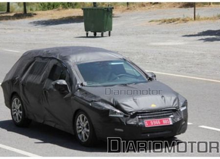 Peugeot 508 - foto spia
