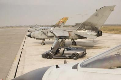 La sfida Fra la Lamborghini Reventon e un Tornado