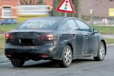 Foto SDpia Toyota Avensis