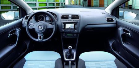 Gli interni della Volkswagen Polo BlueMotion