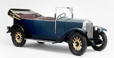 La Volvo 4 cilindri utilizzata per festeggiare gli 80 anni di Volvo