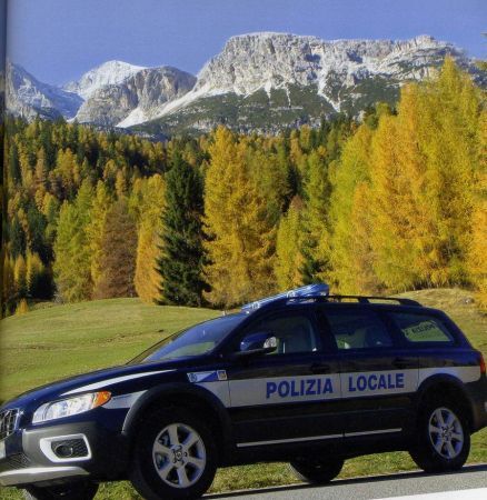 volvo-polizia-stradale-3.jpg