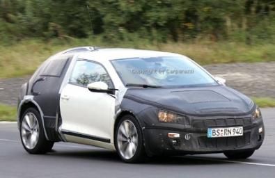 Una foto spia della Volkswagen Scirocco