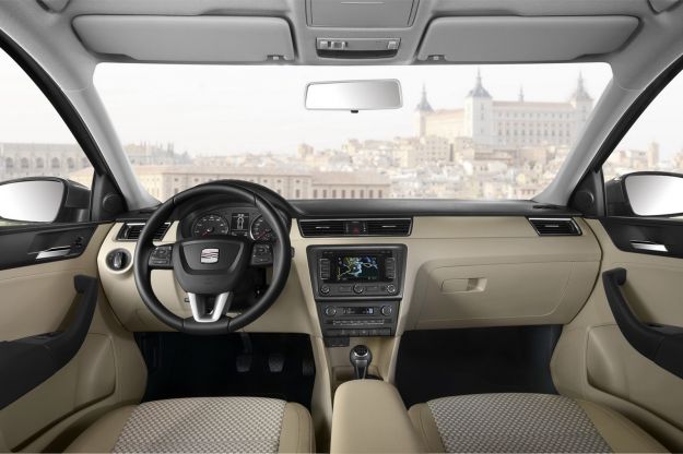 2013 Seat Toledo Sedan-interni beige