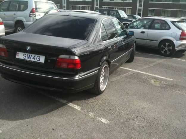 parcheggio Bmw