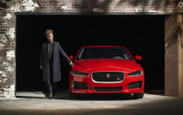 Jaguar XE prima foto ufficiale