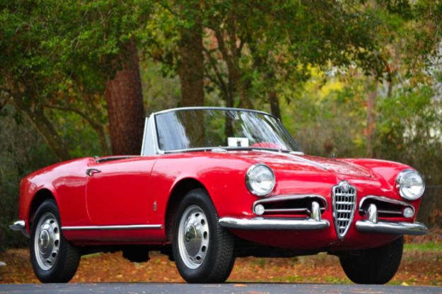 Alfa Romeo Giulia Spider