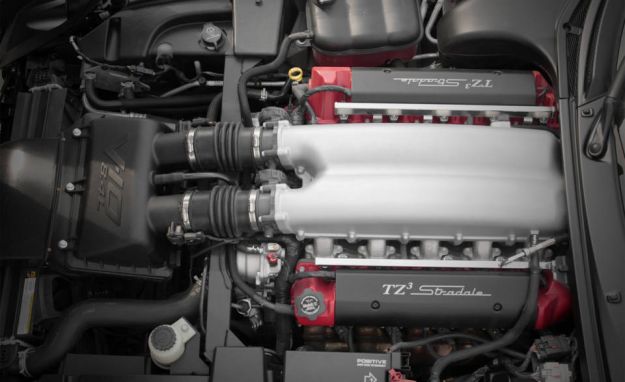 Alfa Romeo TZ3 Stradale Zagato motore