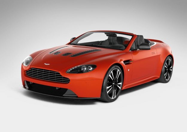 Aston Martin V12 Vantage Roadster, frontale