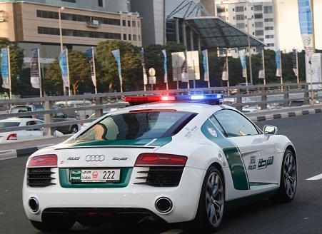 Audi R8 Polizia Dubai