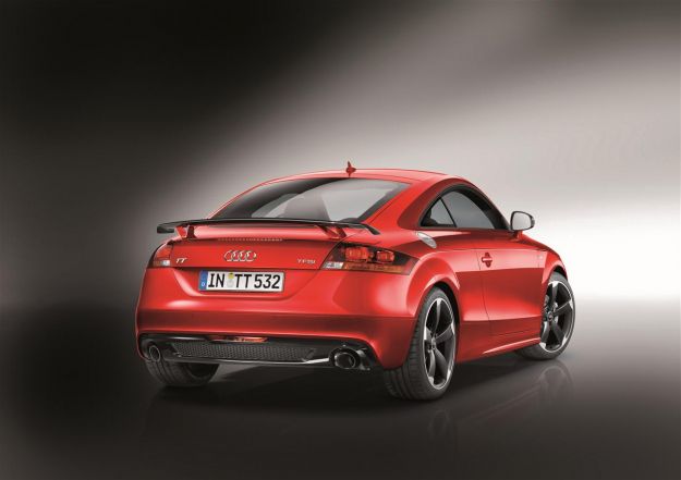 Audi TT Coupe' S Line Competition posteriore