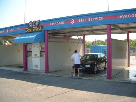 Autolavaggio self service 4