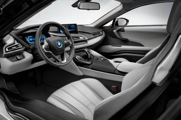 Bmw i8, interni