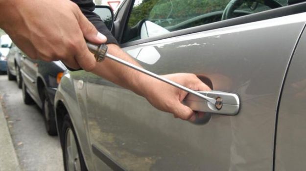 Car sharing furto