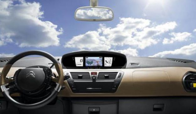 Citroen C4 Picasso 2012 plancia