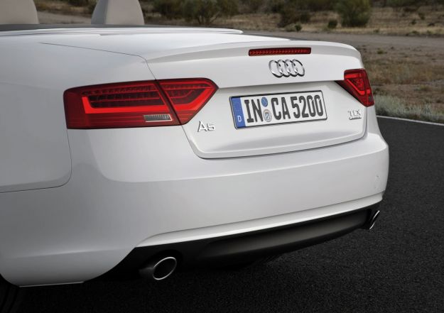 Coda dell'Audi A5 Cabriolet