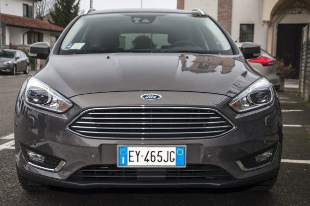 Estetica e design nuova Ford Focus 2015