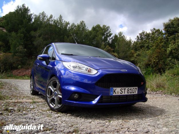 Ford Fiesta ST 2013 frontale