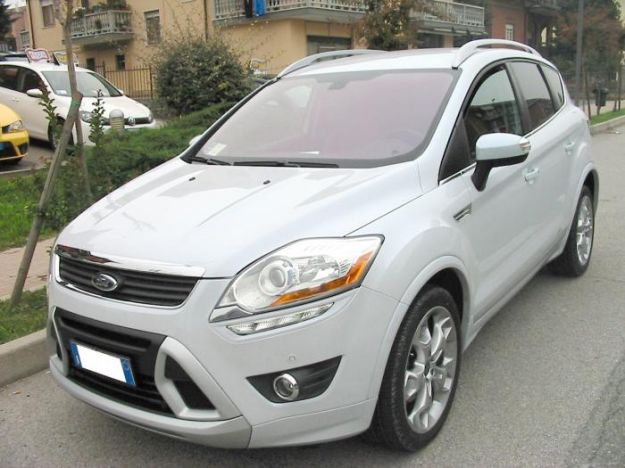 Ford Kuga prova su strada