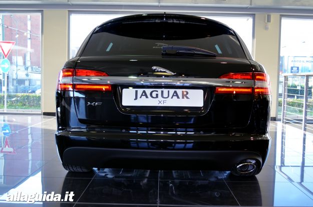 Jaguar XF Sportbrake posteriore