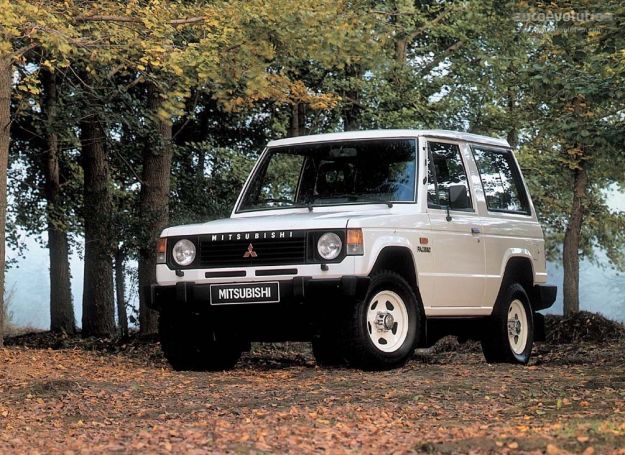 MITSUBISHI PAJERO