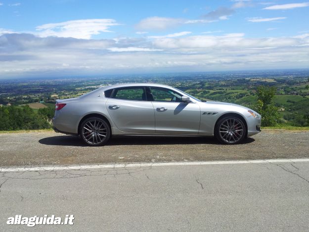 Maserati Quattroporte, dimensioni