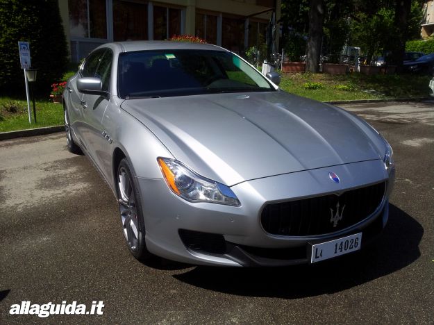 Maserati Quattroporte, prova su strada