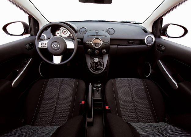 Mazda 2_2008_1600x1200_wallpaper_45