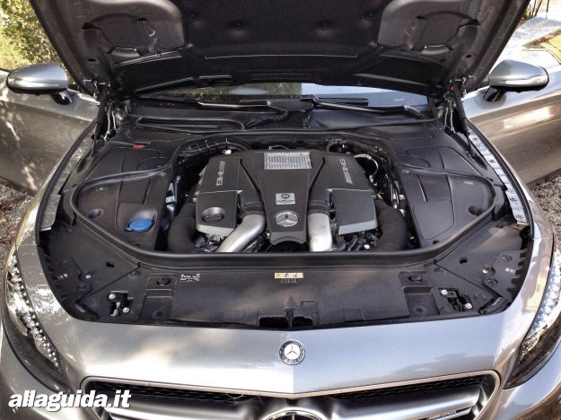 Mercedes S63 AMG Coupé 2014 motore