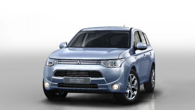 Mitsubishi Outlander PHEV, frontale