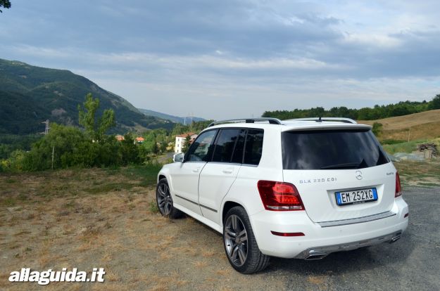 Nuova Mercedes GLK 2012 lato posteriore