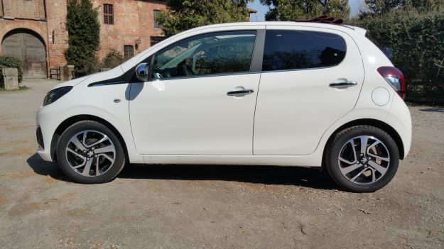 Nuova Peugeot 108 dimensioni