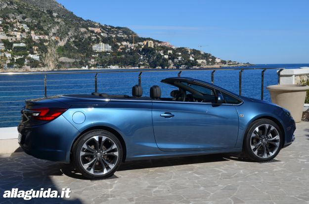 Opel Cascada, dimensioni