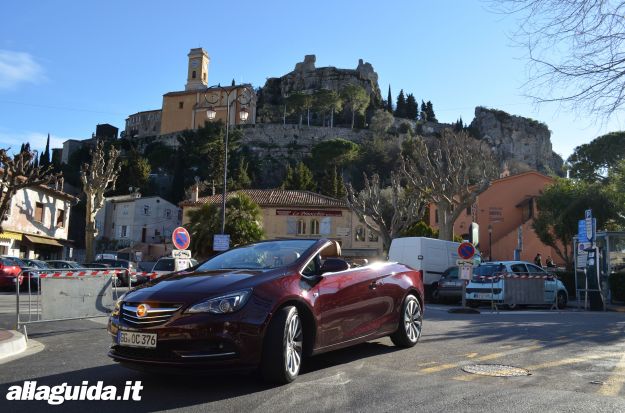 Opel Cascada, estetica e design