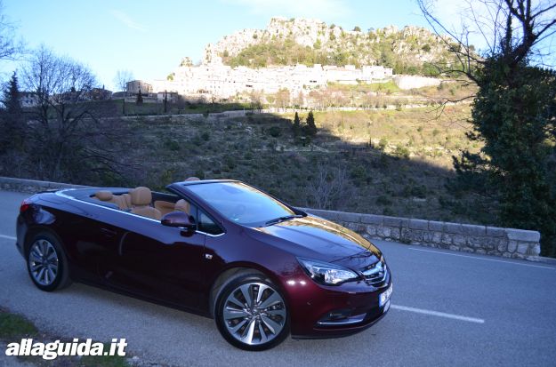 Opel Cascada, prova su strada