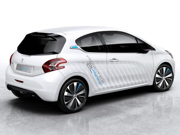 Peugeot 208 Hybrid Air 2L (2)