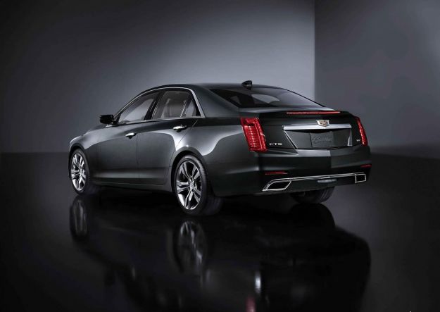 Posteriore di Cadillac CTS MY 2015