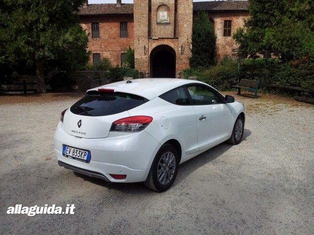 Prova su strada Renault Megane Coupè